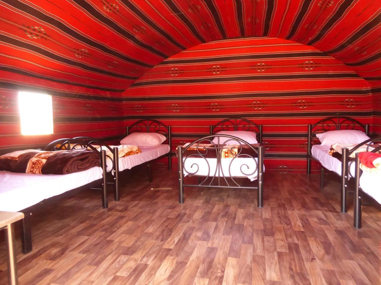 Hotel Real Bedouin Experience Tours & Camp Wadi Rum Zewnętrze zdjęcie