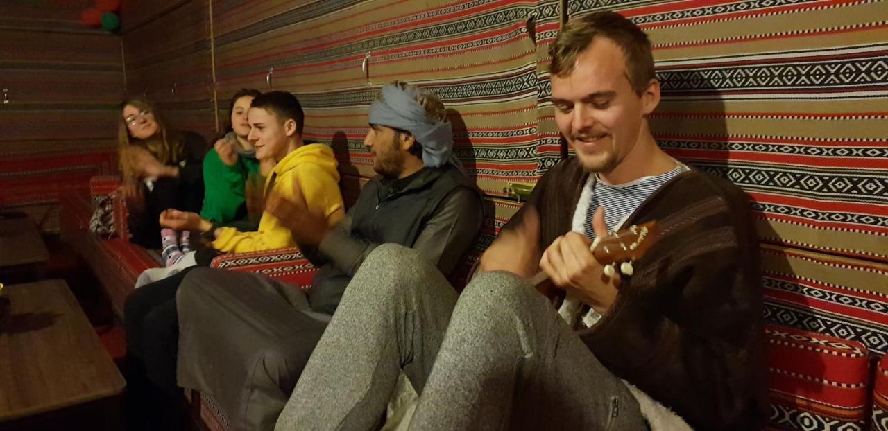 Hotel Real Bedouin Experience Tours & Camp Wadi Rum Zewnętrze zdjęcie