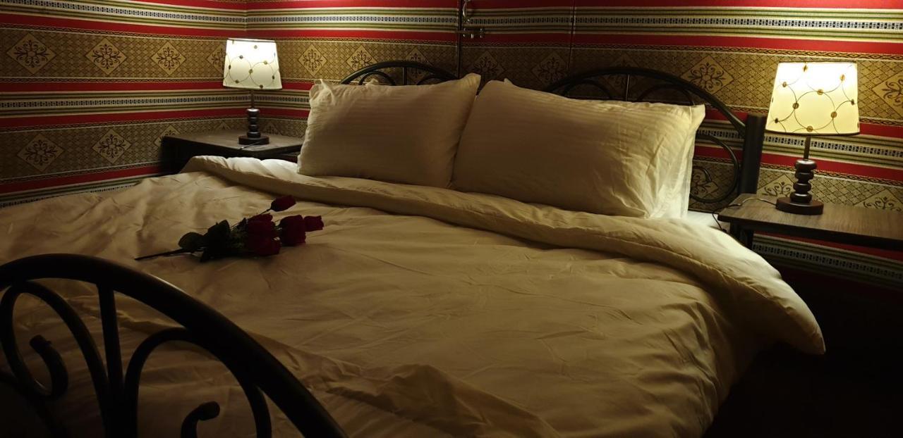 Hotel Real Bedouin Experience Tours & Camp Wadi Rum Zewnętrze zdjęcie