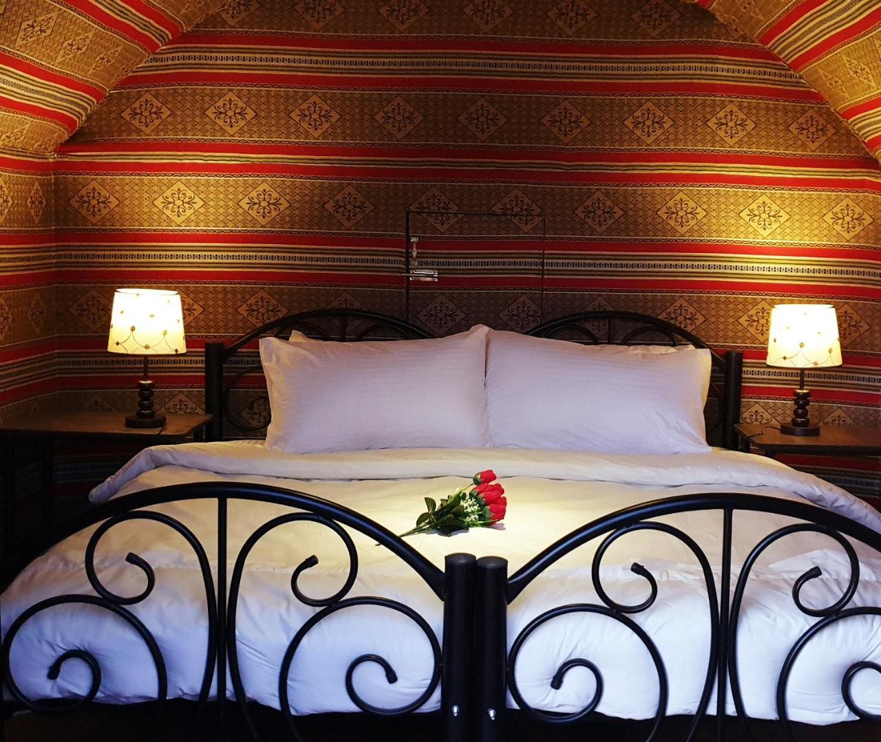 Hotel Real Bedouin Experience Tours & Camp Wadi Rum Zewnętrze zdjęcie